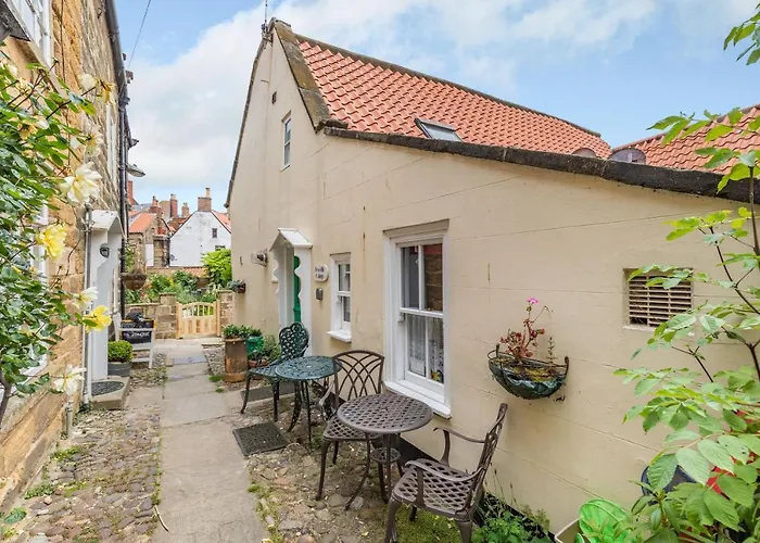 Brincliffe Cottage