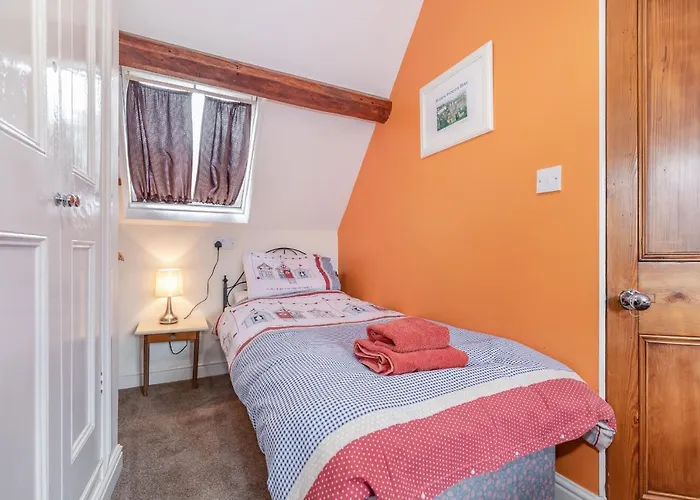 Brincliffe Cottage